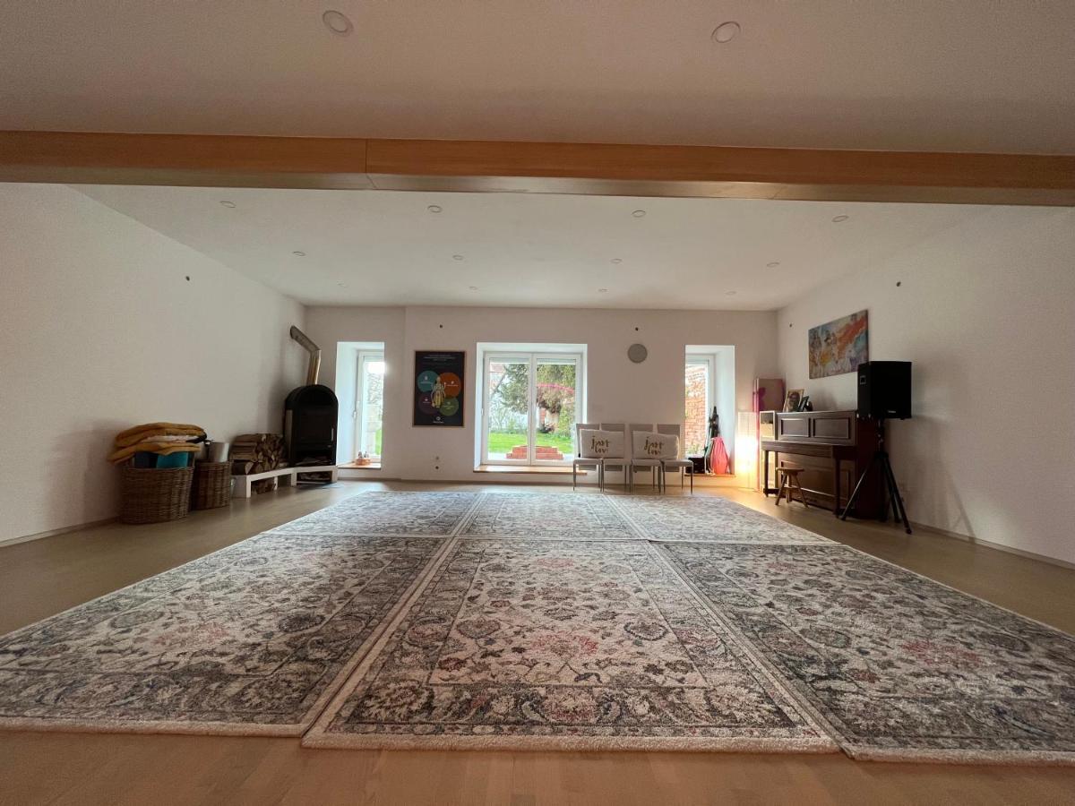 Ferienwohnung Om Yoga Center Slovenska Bistrica Exterior foto